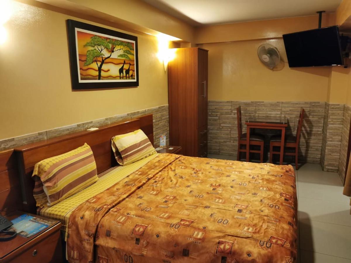 Hotel Dia Y Noche Lima Exterior photo